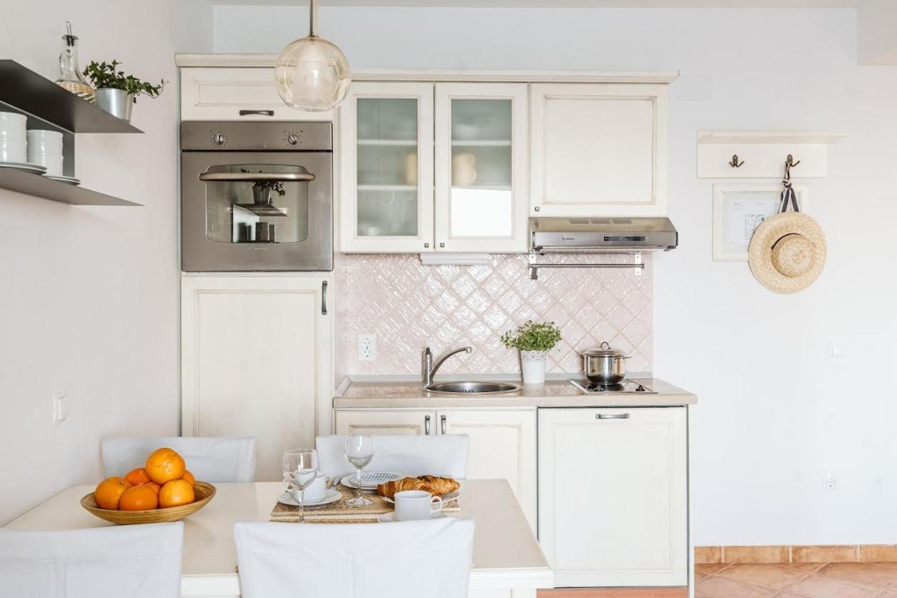 Sutivan Best Apartments ภายนอก รูปภาพ