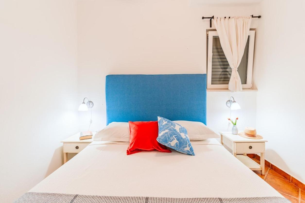 Sutivan Best Apartments ภายนอก รูปภาพ